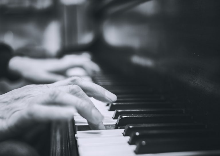 20231228piano 4841121 1280